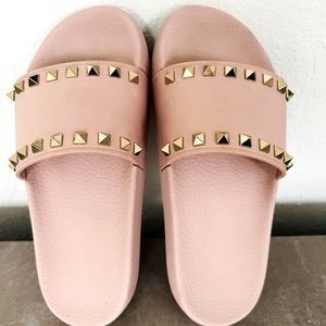 Rockstud Pool Slide Sandal, Pink